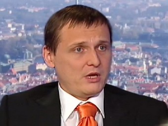 Чешского министра транспорта лишили прав за нарушение ПДД
