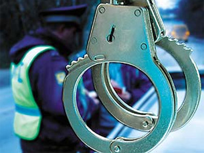 Гаишник съел взятку на глазах у обэповцев - автоновости